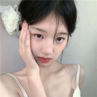 娇妻芳龄几许封面